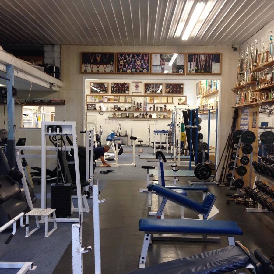Inside Power Pit Gym