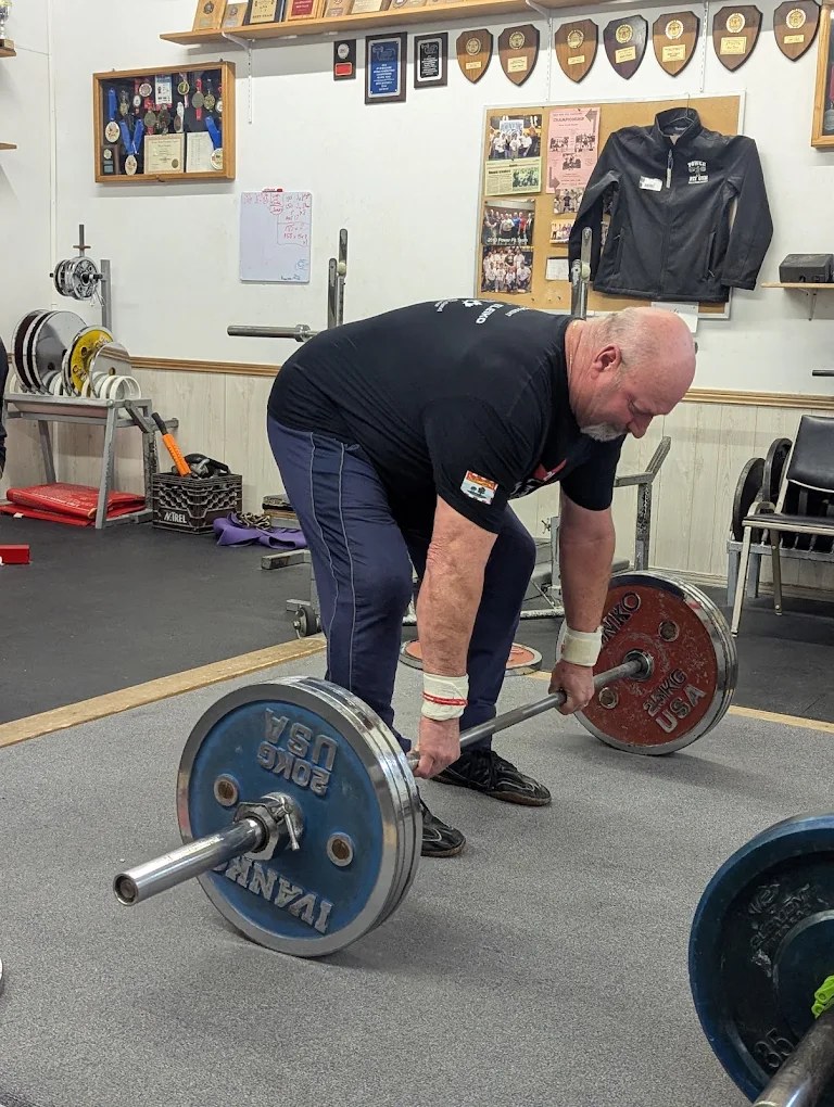 Powerlifting training at Power Pit Gym